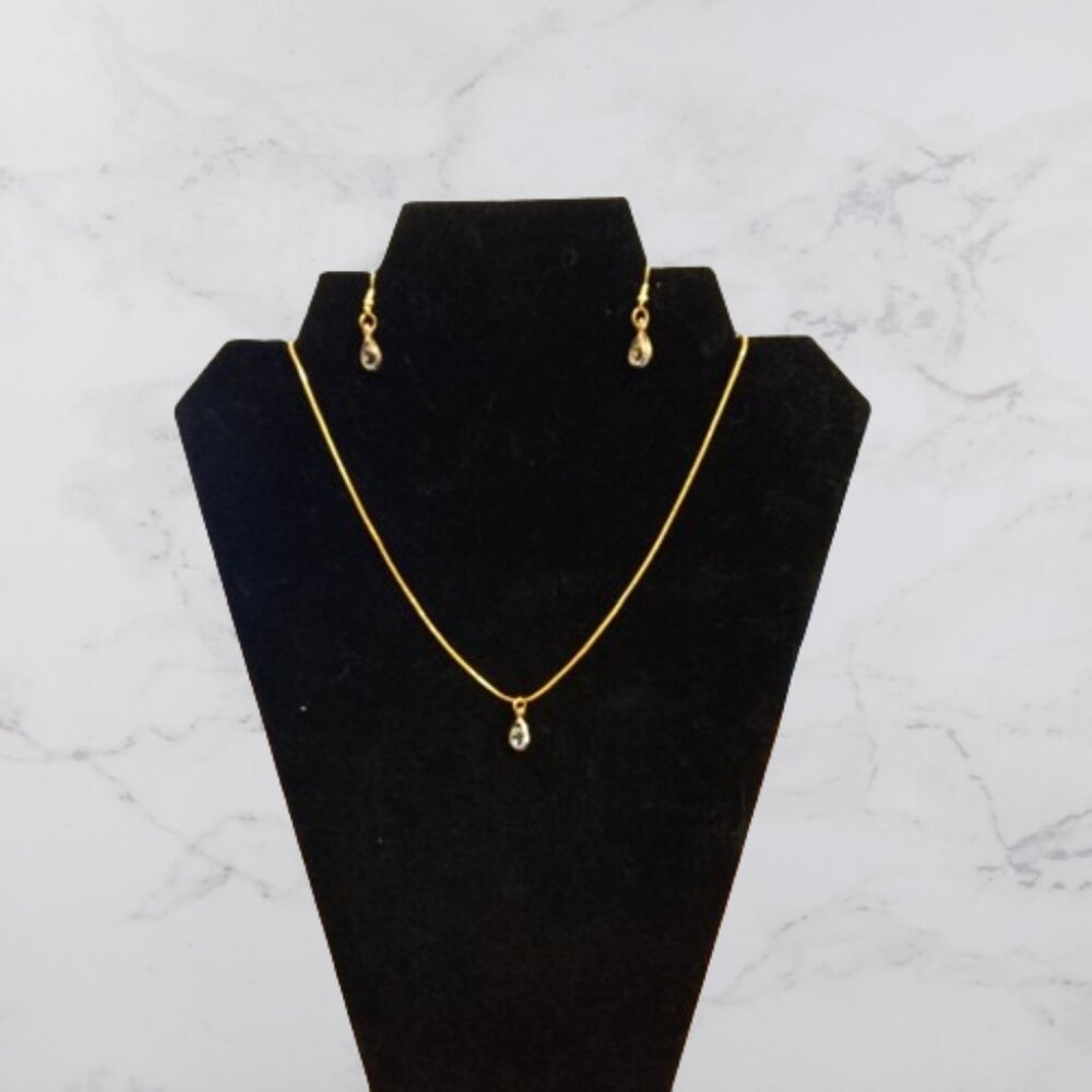 Necklace and Earrings Set Gold Toned - Hand Assembled